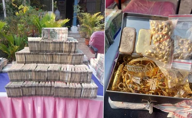 Karnataka Police Seized 5 Crore Cash And Gold At Ballari - Sakshi