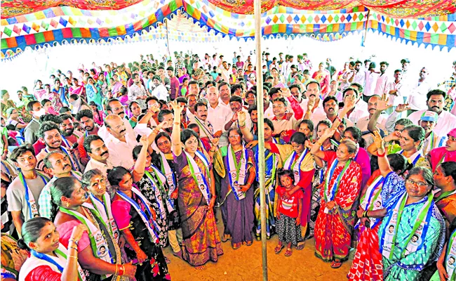 TDP leader in West Godavari District joins YSRCP - Sakshi
