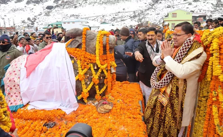 First Puja At Kedarnath Performed in name of PM Modi
